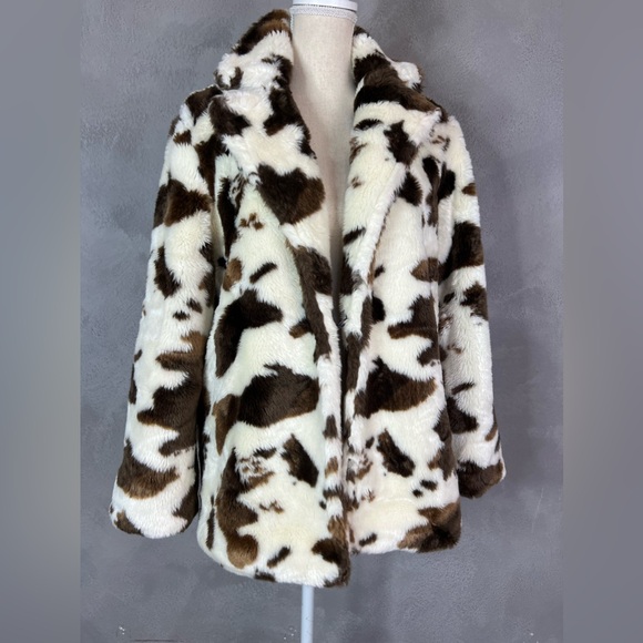 BLANKNYC cow print faux fur jacket size S - Picture 8 of 16
